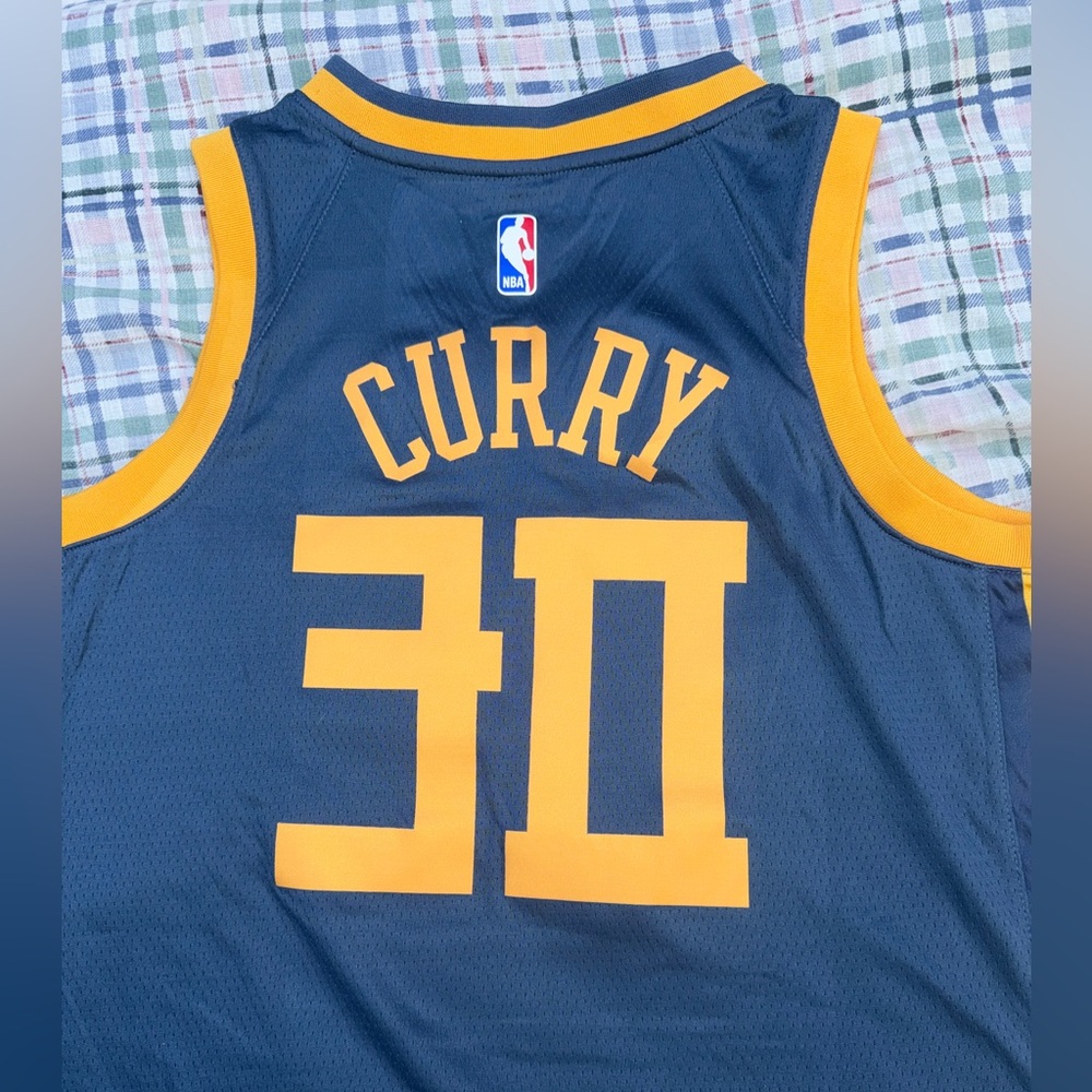 Nike Golden State Warriors Steph Curry China NBA Jersey
Size 48 / Large - Picture 6 of 7